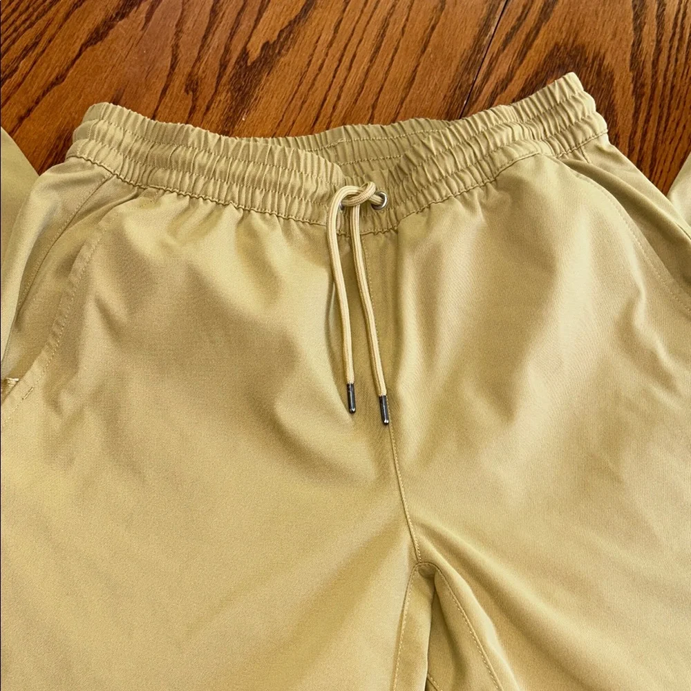 The North Face Men’s Tan Joggers - size Small